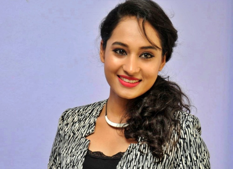 Pooja Ramachandran Date of Brith, Brith Place, Age, Sun Sign and Moon Sign
