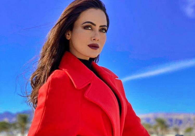Sana Khan Date of Birth, Birth Place, Age, Sun Sign and Moon Sign