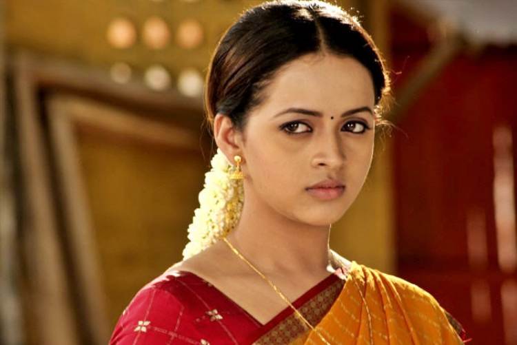 Bhavana Nickname, Father name, Mother name and Family details