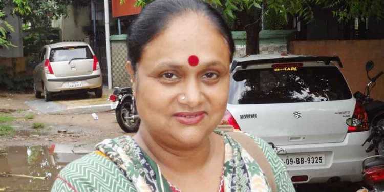 Anuradha Wiki Bio Age Husband Salary Photos Videos Ig Fb Tw