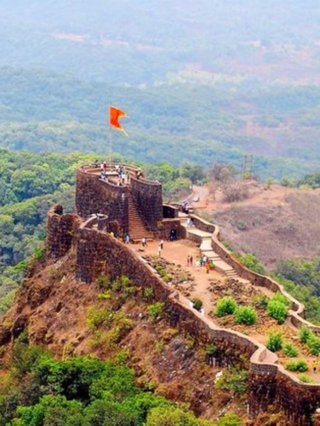 10 The most Amazing Fort Treks in Maharashtra, India