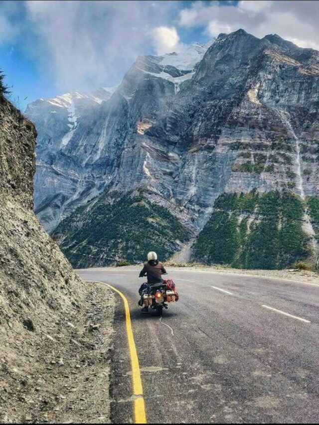 10 Amazing Mountain Roads in India